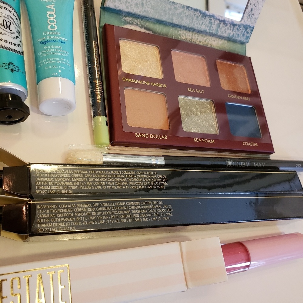 NWTπ Makeup Bundle!! - Picture 3 of 4